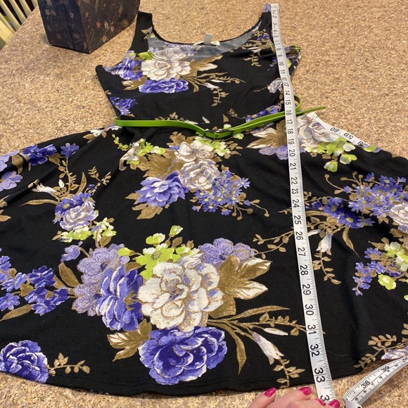 Love Fire Floral Dress Medium - Picture 9 of 15